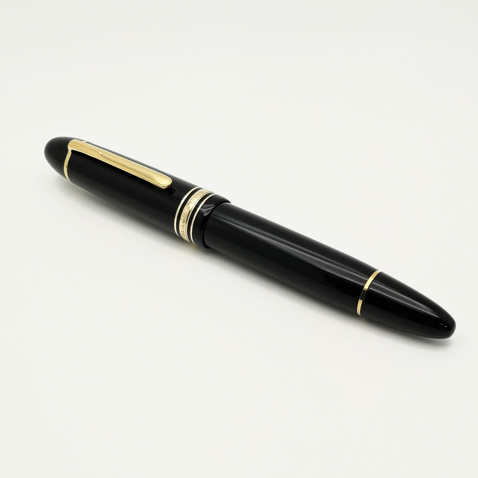 Pluma estilográfica MONTBLANC Meisterstuck M149 Vintage con estuche