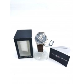 Reloj Tommy Hilfiger...
