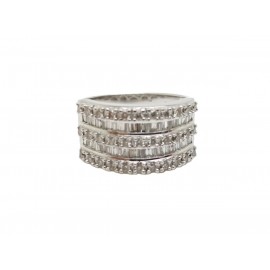 Anillo de Oro Blanco 18 Kt....