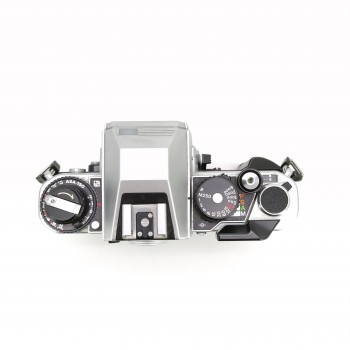 Cámara analógica Nikon FA + objetivo Nikkor 35-135mm  de segunda mano
