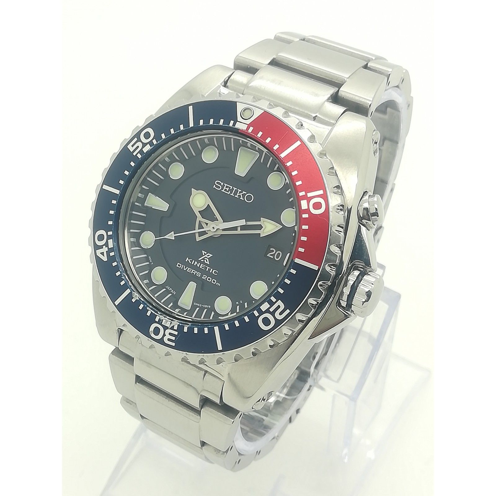 seiko kinetic 200m diver