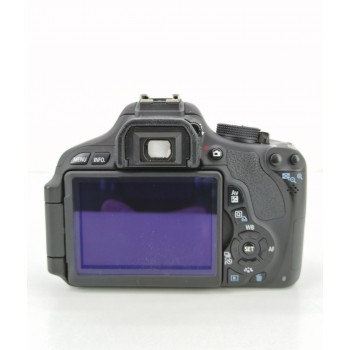 Cámara digital Canon EOS 600D 18mpx con objetivo 18-55mm de segunda mano