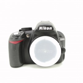 Cámara réflex Nikon D3100...