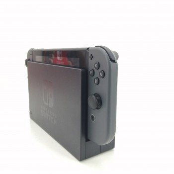 Nintendo Switch: Entretenimiento y Portabilidad en una Consola Única -  119742 - MaxiTec