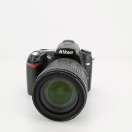 Cámara réflex Nikon D90...