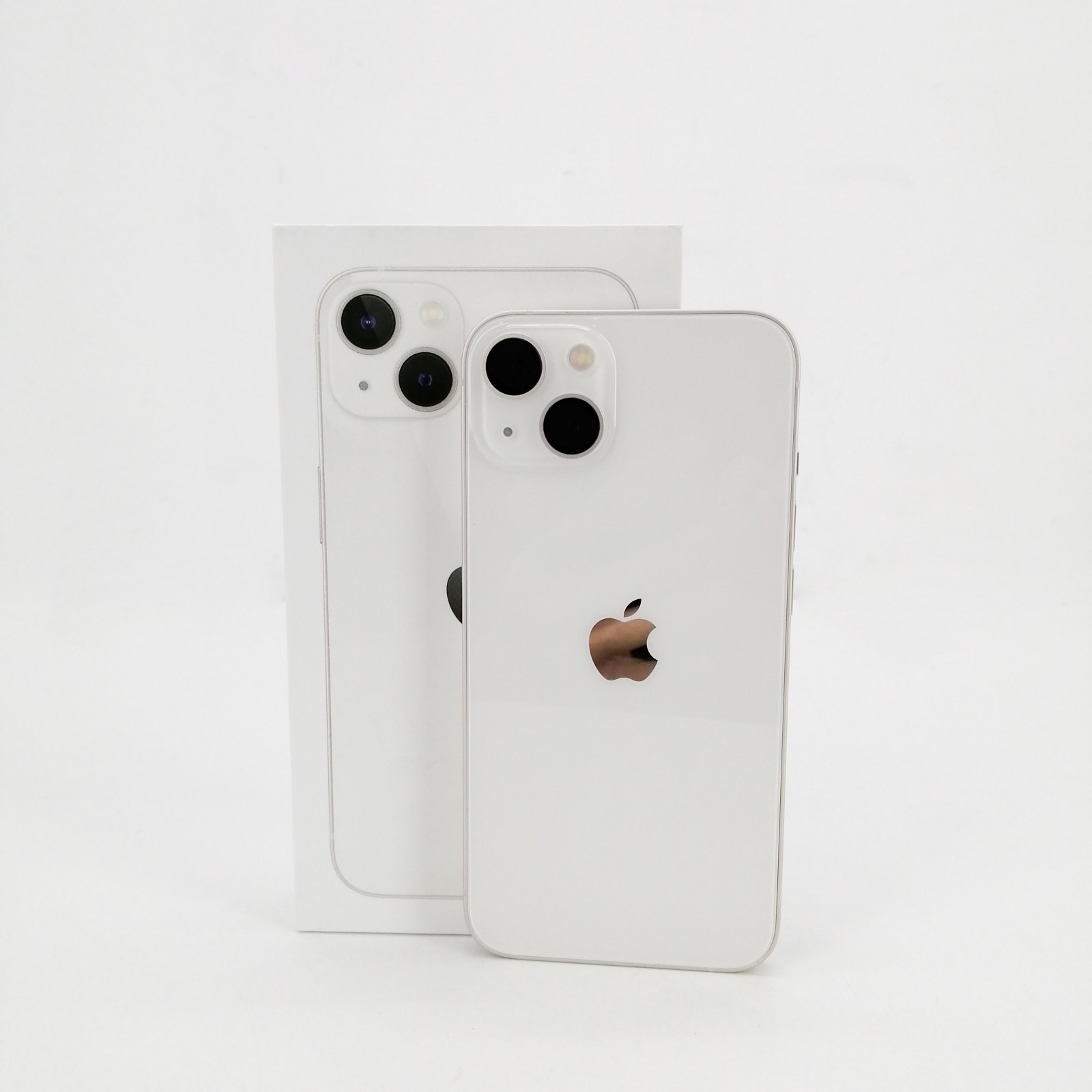 Smartphone Apple iPhone 13 128GB Blanco, 5G, 6.1 OLED Super Retina XDR de  segunda mano