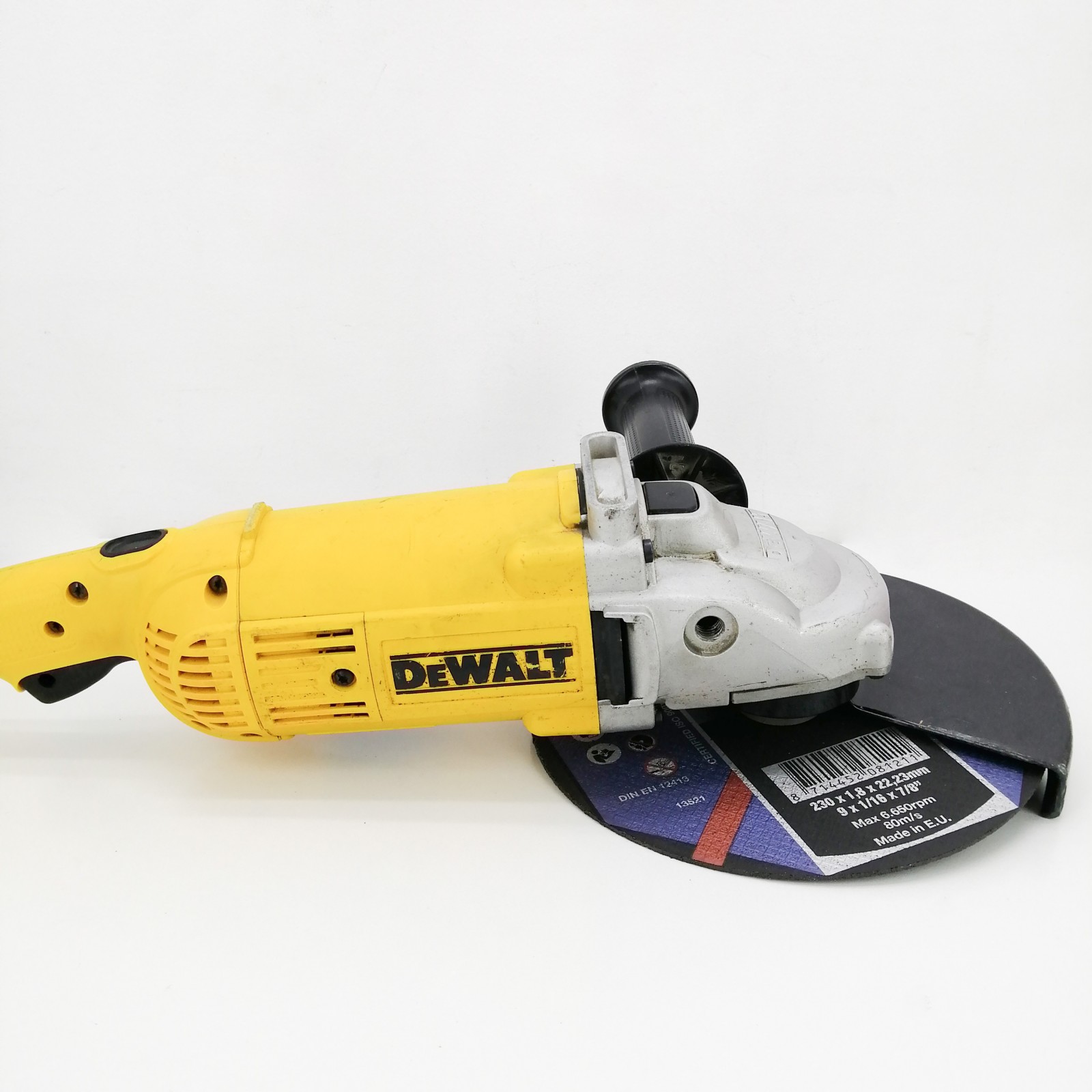 Radial Dewalt D28490 230mm 2000W de segunda mano