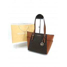 Bolso Tote Michael Kors...